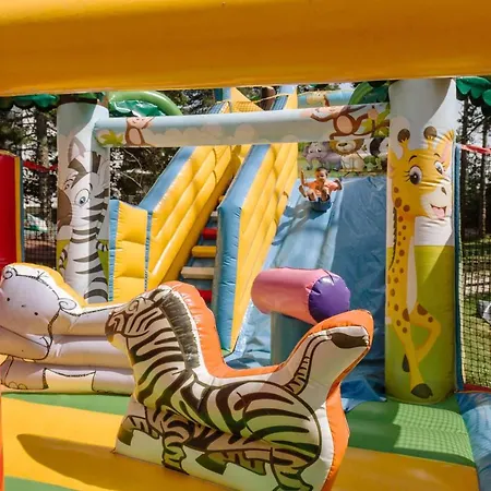 Eco Zdravetz Szálloda 3*